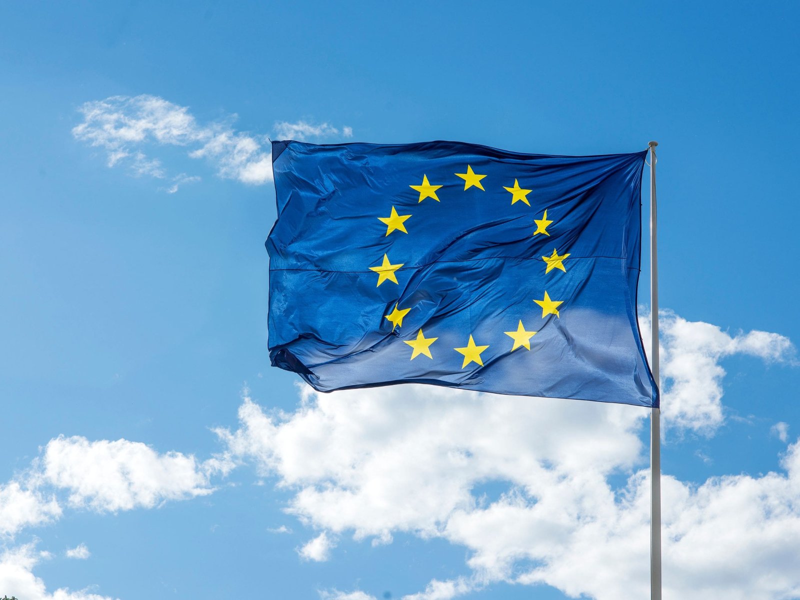 Qual Melhor Seguro Viagem para Europa? A Resposta Definitiva Para Sua Tranquilidade (e Bolso!)