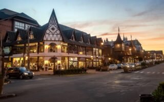 Viagem para Gramado: O Guia Completo 2025 para se Apaixonar pela Suíça Brasileira