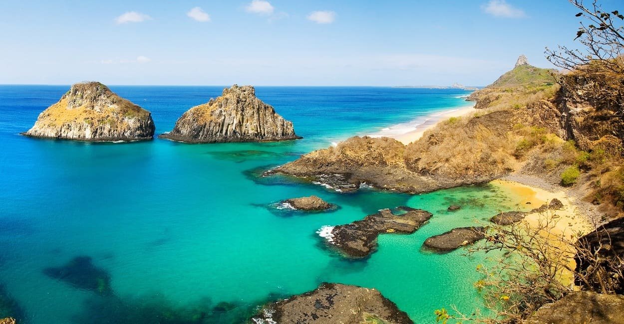 O que há por trás do fascínio por Fernando de Noronha? Um mergulho no arquipélago mais desejado do Brasil